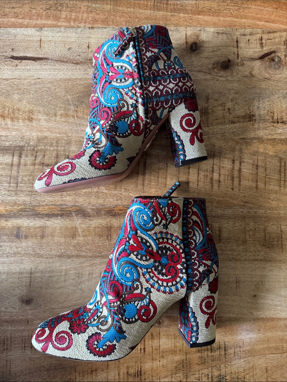Aquazzura Brooklyn Bootie 85 Paisley Embroidered Ankle Boots Kazakh Tapestry NEW